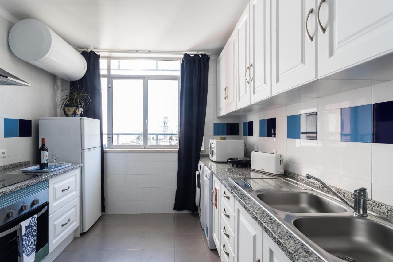 Appartement Parque Nações, Near Airport, Metro Station Lisboa